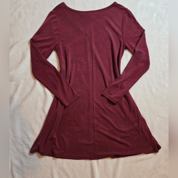 Abercrombie and Fitch Maroon Dress Size Small - Picture 4 of 5